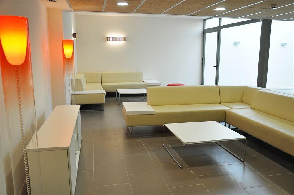 Residencia Universitaria Resa Manuel Agud Querol San Sebastian Exterior photo