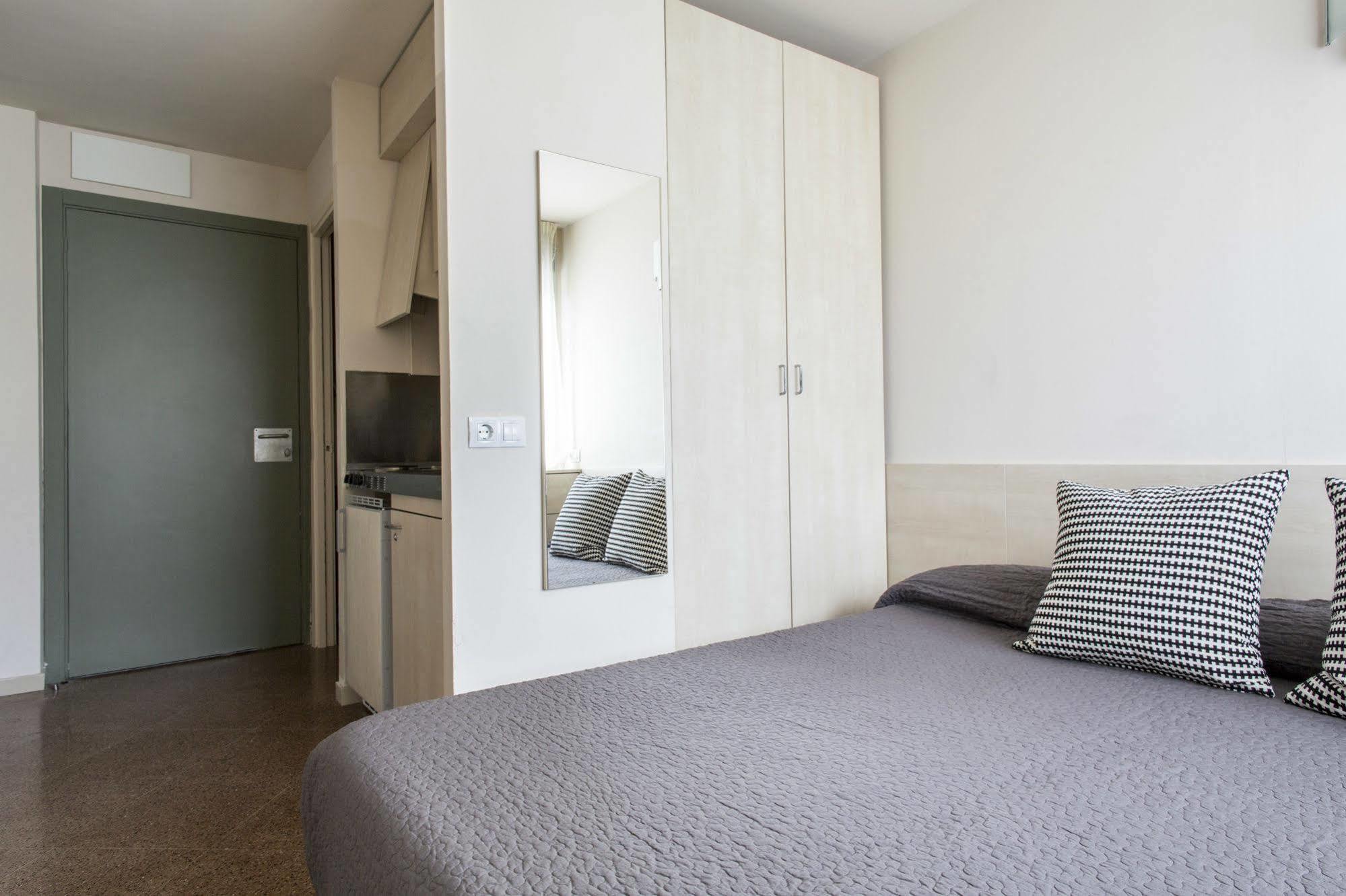 Residencia Universitaria Resa Manuel Agud Querol San Sebastian Exterior photo